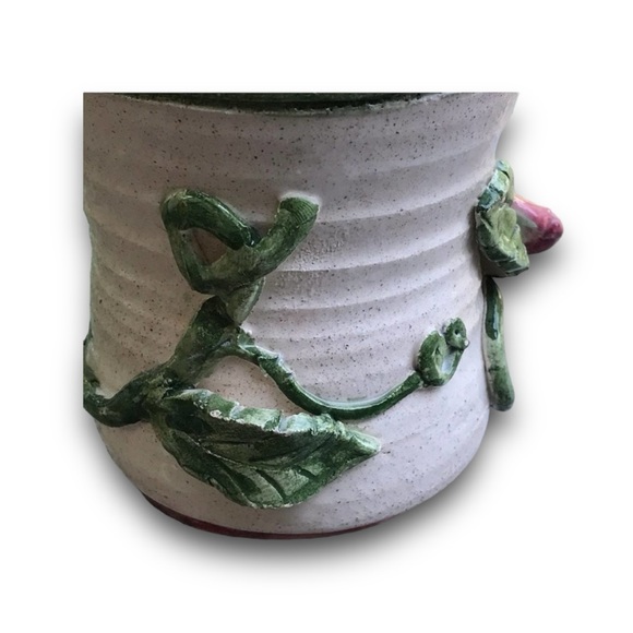 Floral Pottery Makeup Brush/Pen-Pencil Holder/Handcrafted from my Clay Studio - Picture 6 of 12